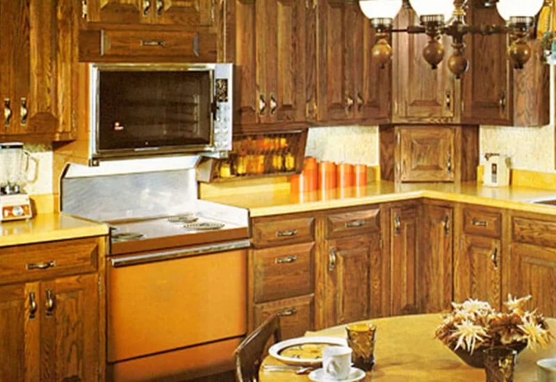 THE 70’S KITCHEN