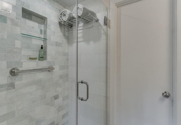 Guest Bathroom Remodel | Arlington, VA